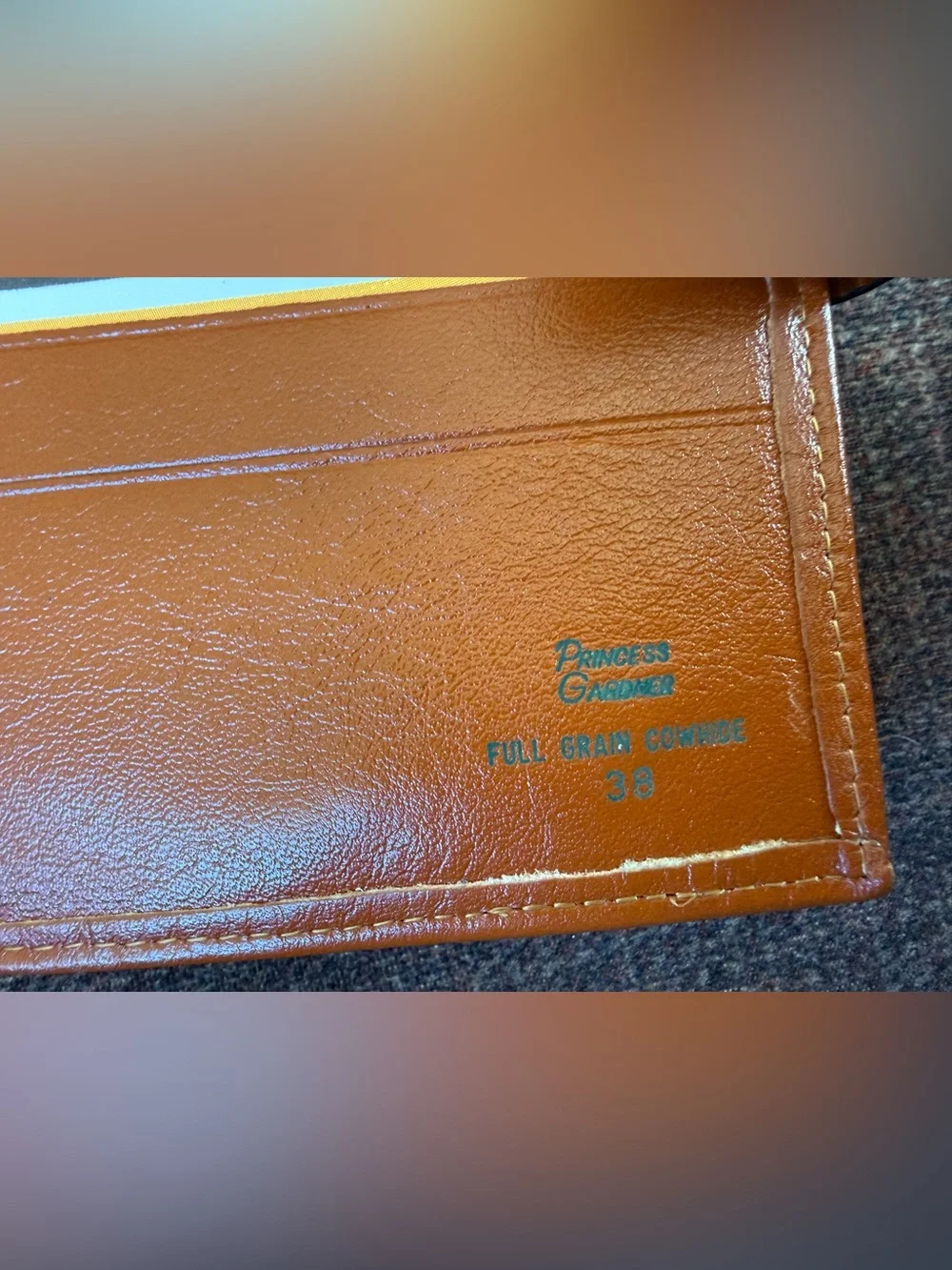 ✨ Rare Vintage Princess Gardner Full Grain Cowhide Wallet ✨